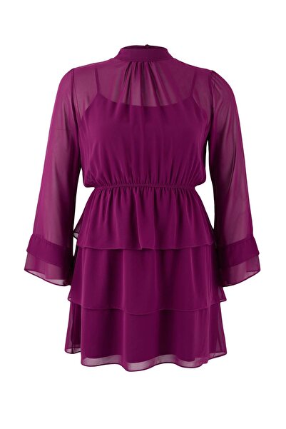 Trendyol Curve Rochie de mărime mare, țesută, căptușită cu mini șifon, TBBSS2...