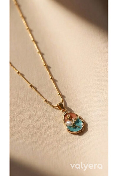 valyera Gold Renk Çelik İncili Ve Gül Motifli Mineli Vintage Kolye