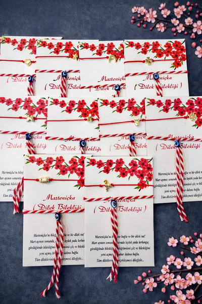 BY DİLEK ÇETİN ACCESSORY سوار معصم من الكرتون الأحمر والأبيض (10) قطع بأشكال ...