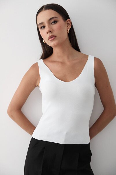 JASTE قميص نسائي بدون أكمام وحزام سميك وياقة على شكل قلب