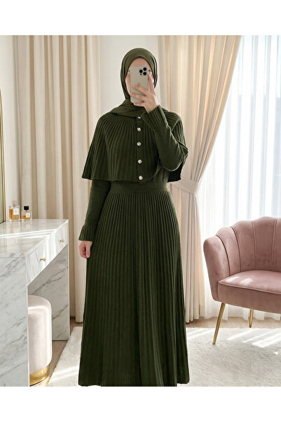 Modamorfo تنورة طويلة من التريكو بخصر مطاطي وتفاصيل كاب قماش مجدّل - كاكي