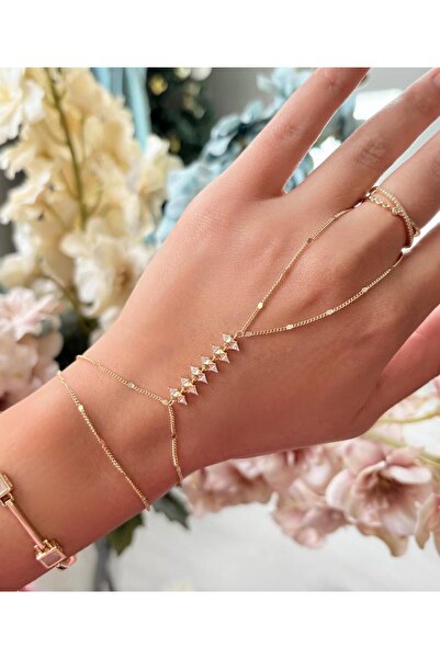 Ceso Accesories سوار شاهمران نسائي بسلسلة لامعة على شكل هرم ذهبي