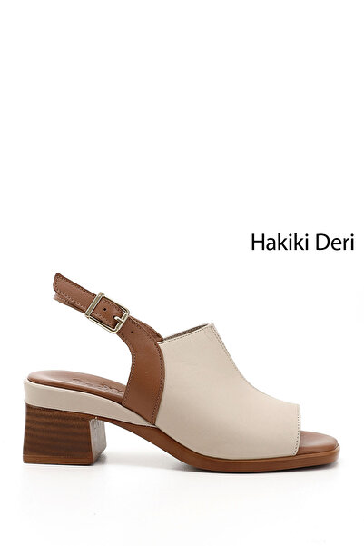 GÖNDERİ(R) صندل نسائي من الجلد الطبيعي بكعب سميك عتيق باللون البيج