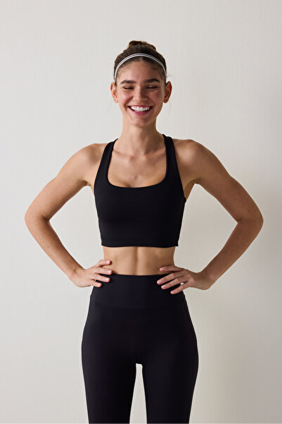Penti Medium Supported Black Sports Bra