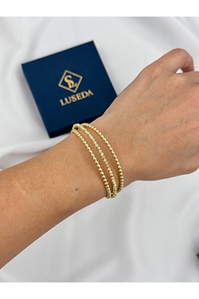 Luseda سوار VIP بثلاثة صفوف من الدوريكا مع تفاصيل على شكل كرة ومشبك قابل للتعديل