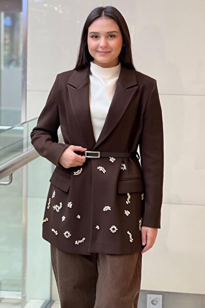 Ghisa سترة بياقة كوفاز مع حزام مطرز بالأحجار