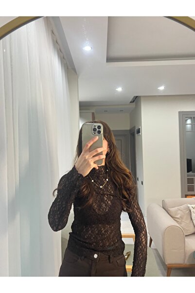 Butik Yarım Balıkçı Yaka Transparan Dantel Bluz