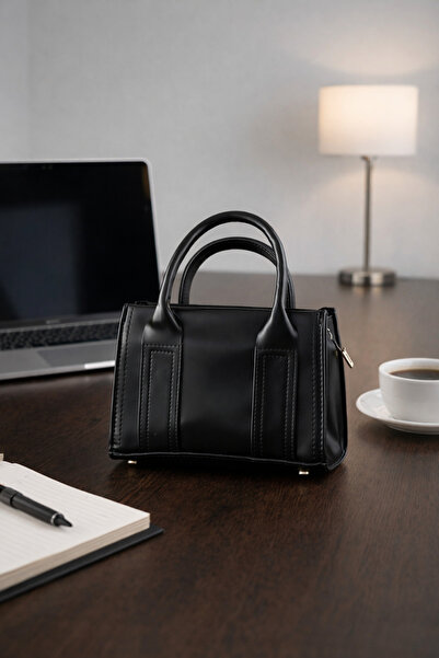 ACCESORİOS Siyah Fermuarlı Mini El Çantası ve Çıkarılabilir Çapraz Askılı