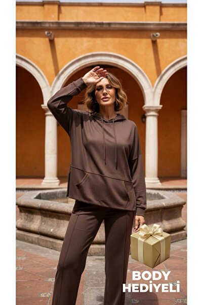 Moda Banuş بغطاء رأس طقم بدلة رياضية من قماش مودال بني اللون قصة فضفاضة