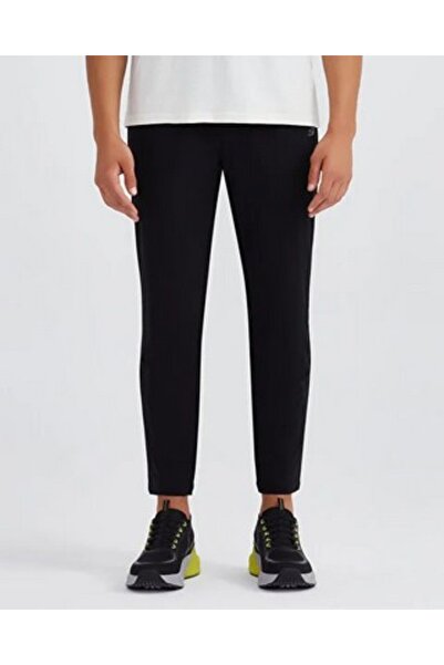 SKECHERS S222083-0505 m Micro Woven Men's Sweatpants