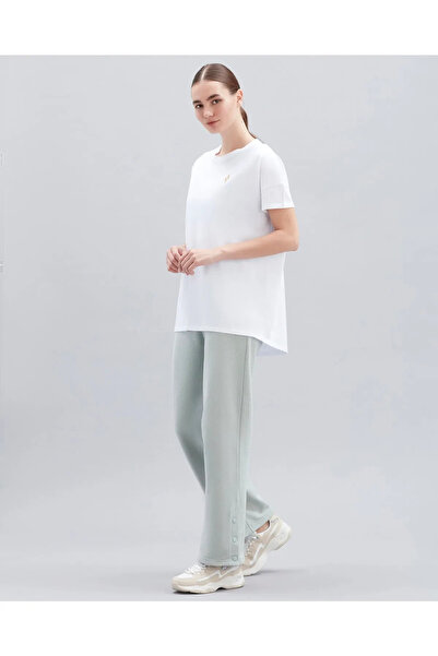 SKECHERS S221482-102 W Performance Tops Γυναικείο αθλητικό μπλουζάκι με λαιμό...