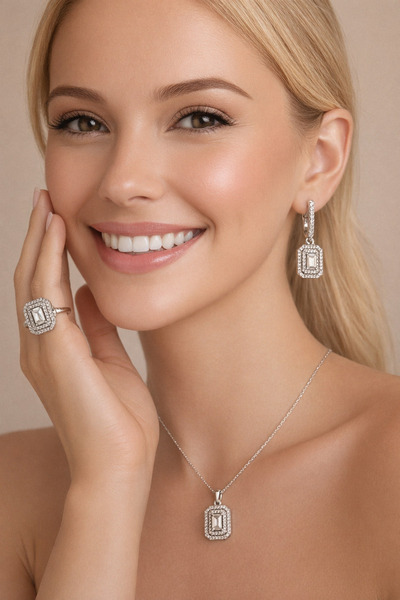 Siset Gümüş 925 Ayar Rodyum Kaplama GERÇEK GÜMÜŞ SERTİFİKALI Baget Taşlı Üçlü...