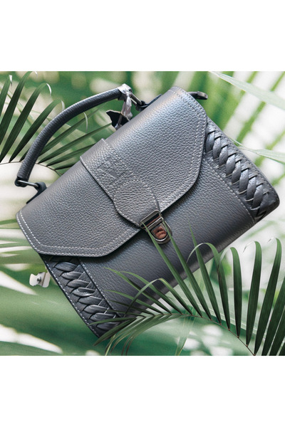 valentina victoria VALVİC HAKİKİ DERİ POSTACI ÖRGÜLÜ ÇANTA