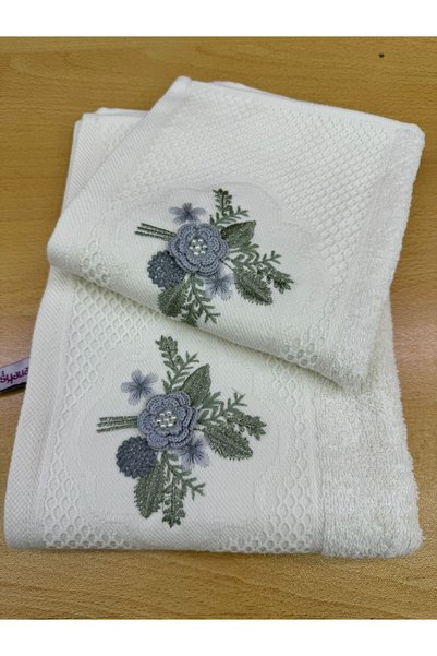 TUTUYA TEXTIL Embroidered 3D Cotton Towel with Mother and Daughter Motif