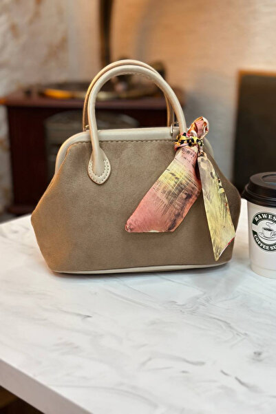 bahwar حقيبة كتف صغيرة وحقيبة يد بتفاصيل وشاح من جلد الغزال - جلد نباتي