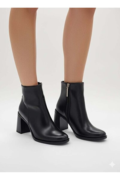 Luvesta Shoes حذاء بكعب أنيق باللون الأسود