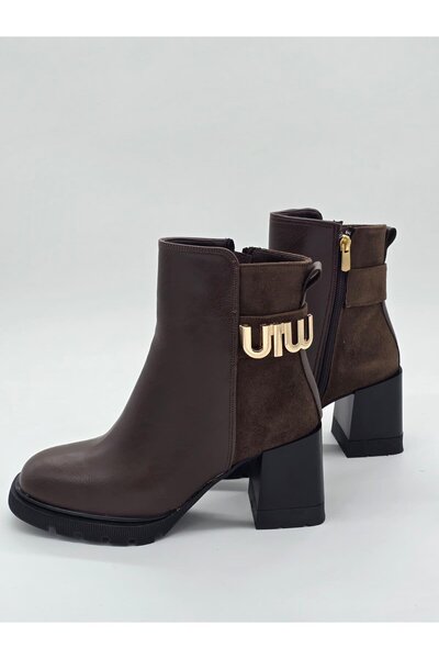 Luvesta Shoes حذاء نسائي بكعب عالي بتفاصيل ذهبية فاخرة