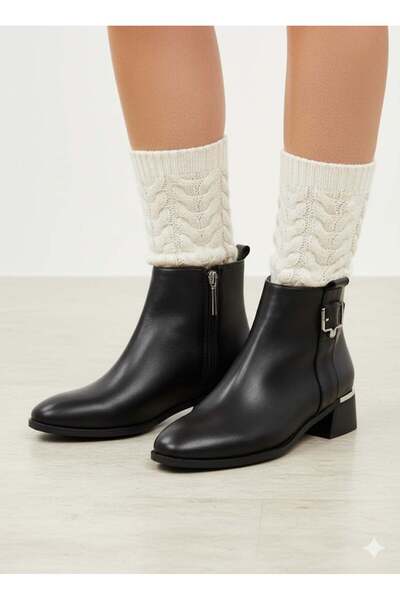 Luvesta Shoes Metal Detailed Heeled Boots Black