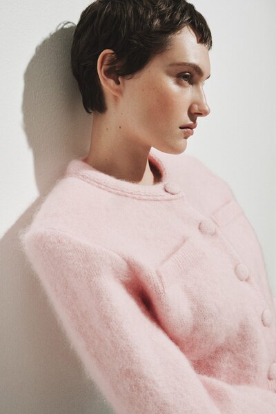 H&M Tiftik Karışımlı ve Omuzları Vatkalı Hırka