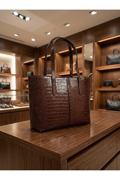 Borghetto حقيبة كتف نسائية كبيرة الحجم بسحاب ونمط تمساح مكونة من 2 كم، وحقيبة...