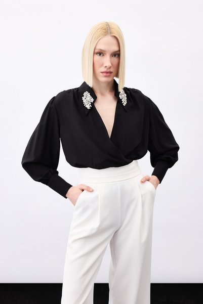 Sateen Accessory Detailed Bodysuit Blouse - Black