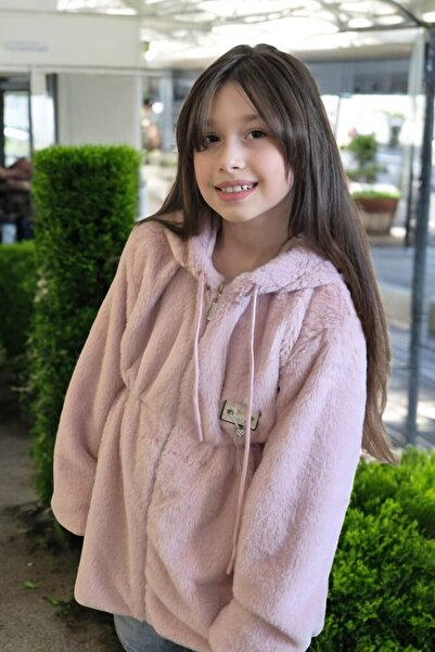 QUB CLUB Плюшено яке с бяла подплата за момиче