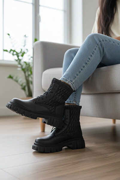 Y&D Shoes 2025 Νέα σεζόν Γυναικείες μπότες με κορδόνια με χοντρή σόλα από μαύ...