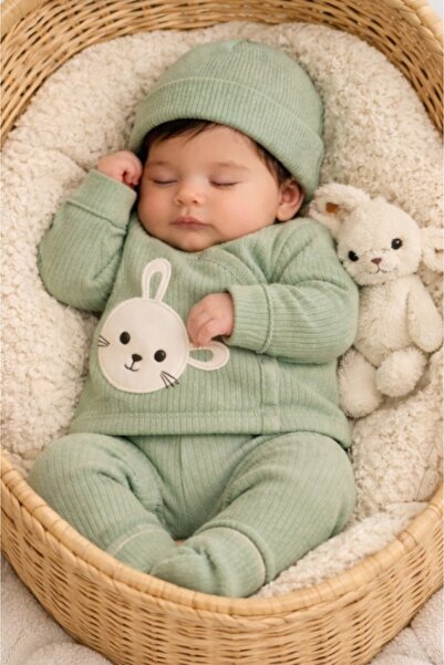 TURCIA Set bebeluși Nana din 3 piese – bluză, pantaloni și căciulă din bumbac...