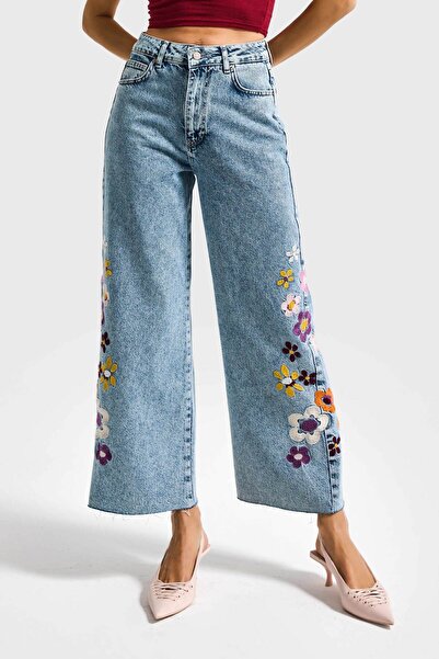 it's basic Sněhové vyšívané květinové dámské džínové culotte - fit design