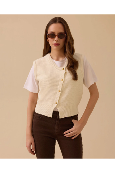 SEÇİL Asimetrik Düğmeli Kolsuz Triko