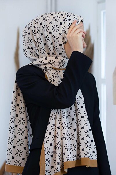 Vissona شال حرير المدينة المنورة الفاخر