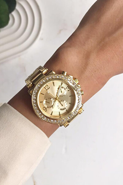 OQQO ساعة يد نسائية من Regulus Stone بحبل ذهبي كامل