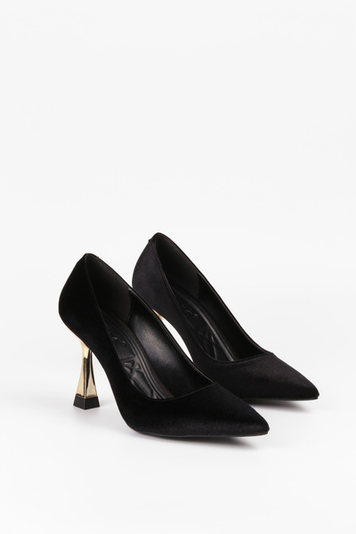 Luxent Kadın Sivri Burun Stiletto Kadife Dokulu Topuklu Ayakkabı Velluto Siyah
