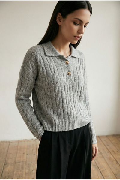 Amia&Co. Pulover de damă croială confortabil, gri, cu guler polo, din viscoză