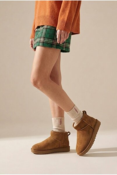 B Beşiroğlu Since 1980 Cizme de zi cu zi clasice din piele intoarsa pentru da...