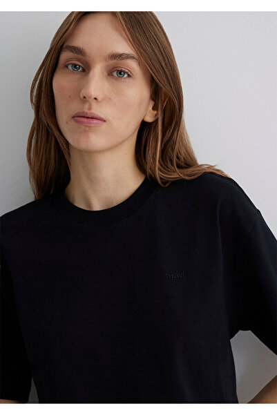 Mavi Embroidered Black Basic T-Shirt Loose Fit / Loose Relaxed Cut 1613225-900