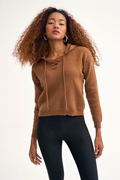 Sateen Pulover tricotat cu glugă - Maro