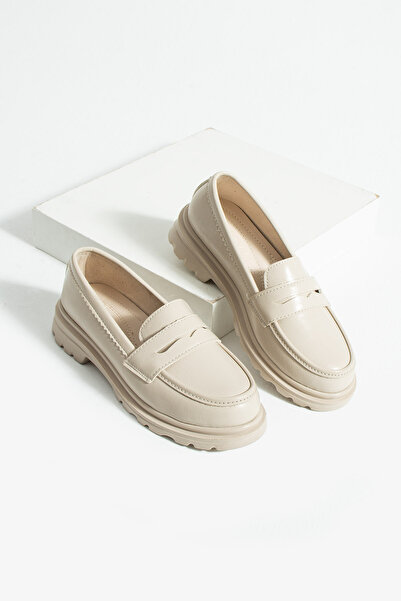 guijarro Women's Soft Beige Patent Leather Masculine Style Non-Slip Sole Mini...