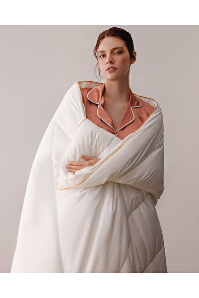 Madame Coco Bellamy Çift Kişilik Yorgan