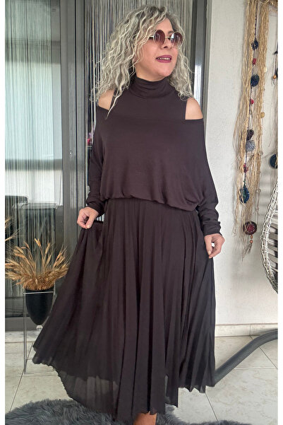 Dila Butik Çilek Triko Piliseli Tül Detaylı Elbise