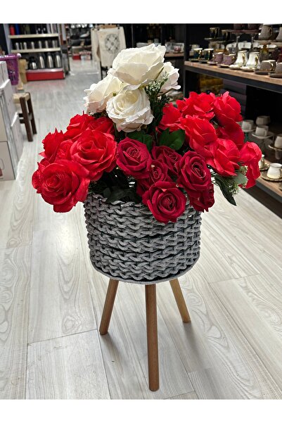 shop Yüksek ahşap ayaklı hasır örgülü saksılık