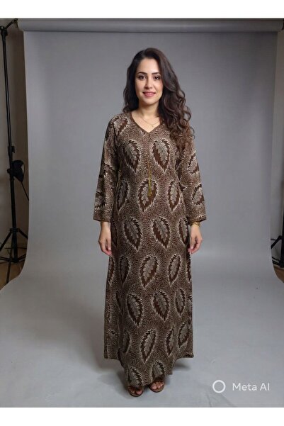 NALA FASHION Elegant jalabiya with a leaf pattern – a touch of natural luxury