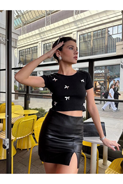 BLACK MODBLACK بلوزة أوزباي بفيونكة 1152714