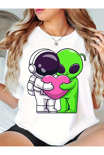 EYMORA Astronaut and Alien Love Themed T-Shirt