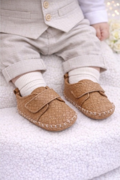 HANNA Pantofiori eleganti maro cu model