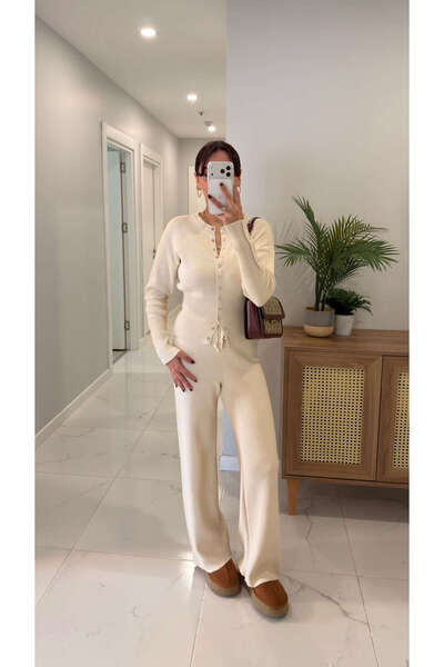 BİRCANÇİL Md Della Ecru Snap Detailed Knitwear Trouser Set