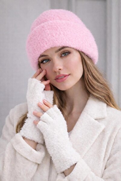 kuru Yumoş Bearded Beret & Gloves Two-Piece Set