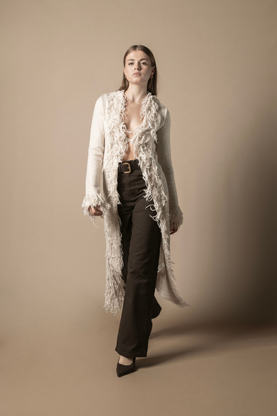 Nisan PÜSKÜLLÜ UZUN HIRKA