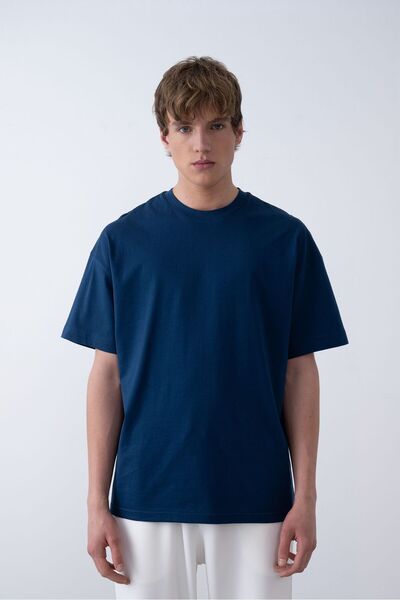 TÜZeMEN Oversized Basic T-shirt