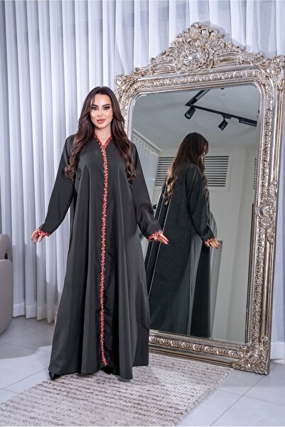 elegant hijab عباية نَبض